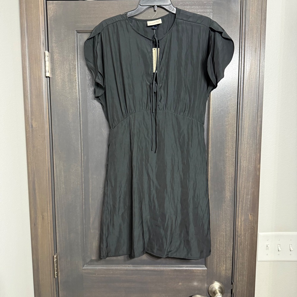 Universal Thread NWT Womens Black Flutter Sleeve Keyhole Tie Mini Dress Size M